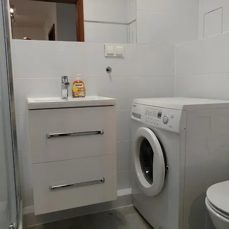 Pixel White Lejlighed *