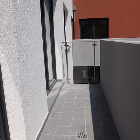 Pixel White Lejlighed